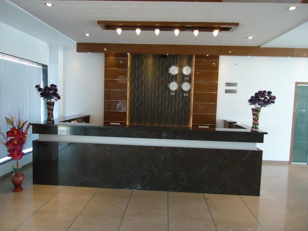 Hotel Sun Plaza Ankleshwar Exterior foto